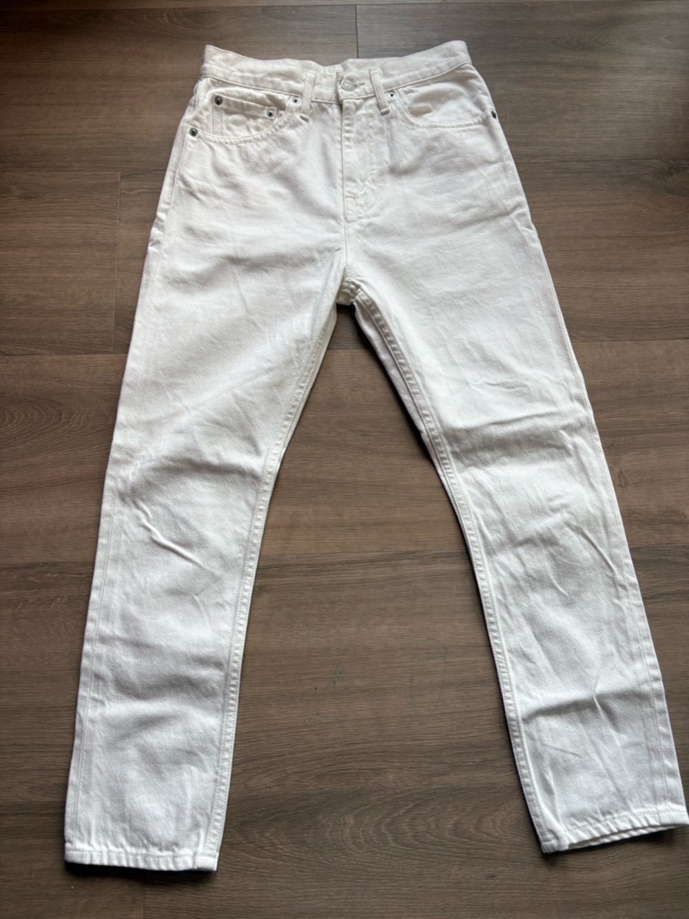 NEW Pilgrim White Rigid Denim Straight Leg Jeans- size 27 - Picture 2 of 8